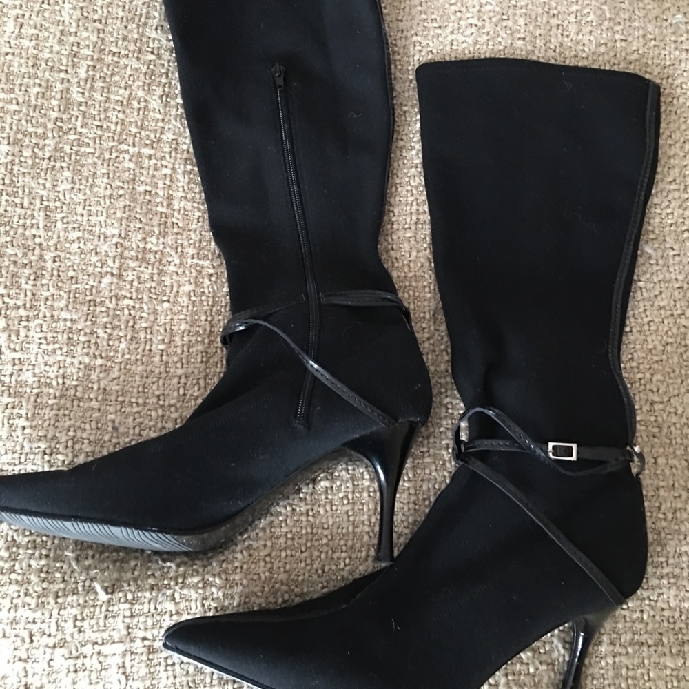 Cute Pointy Stretch Black Franco Sarto Boots - 11M