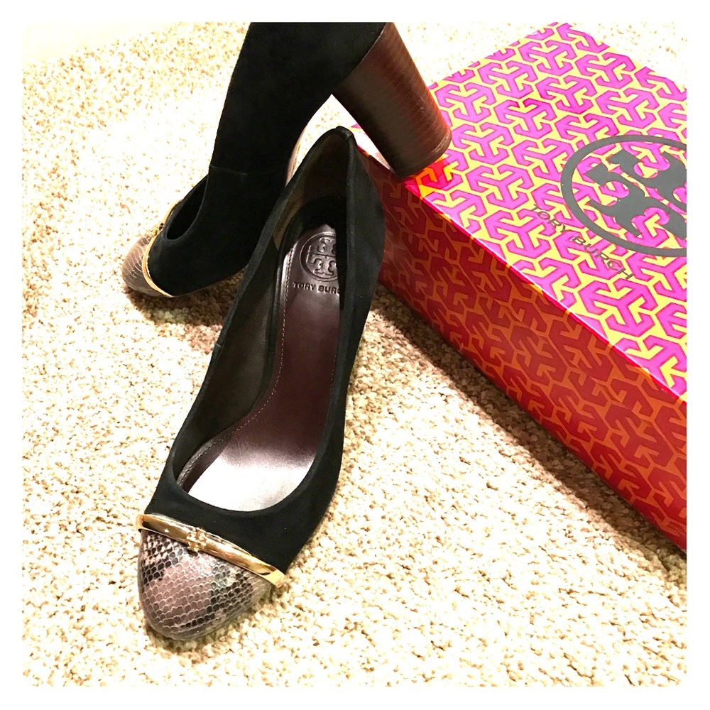 ⭕️SOLD⭕️ Tory burch pacey snake embossed 76mm pump