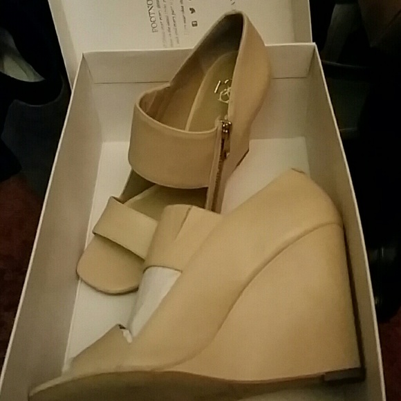 Kristen leather side zip - Picture 2 of 4