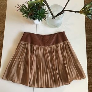 Very J Pleated Pleather Mini Skirt Size S