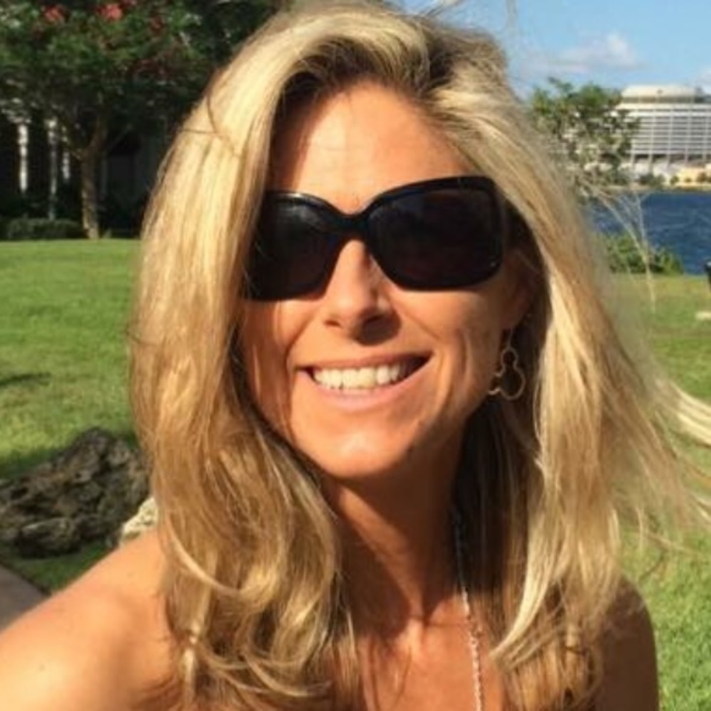 Meet your Posher, Lori