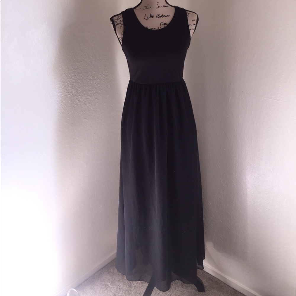 Dress, maxi dress, long dress, chiffon bottom