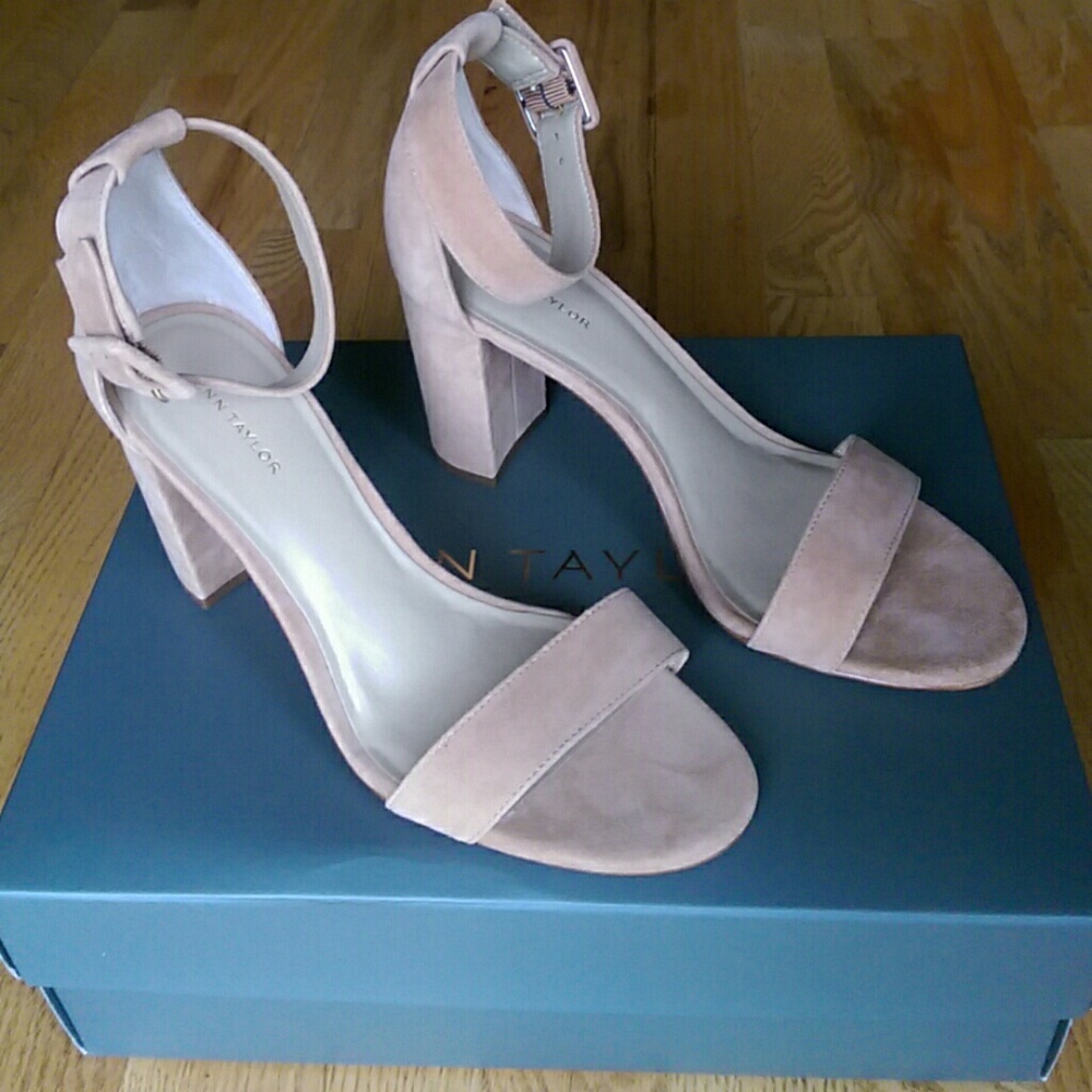 Ann Taylor suede block heel sandal