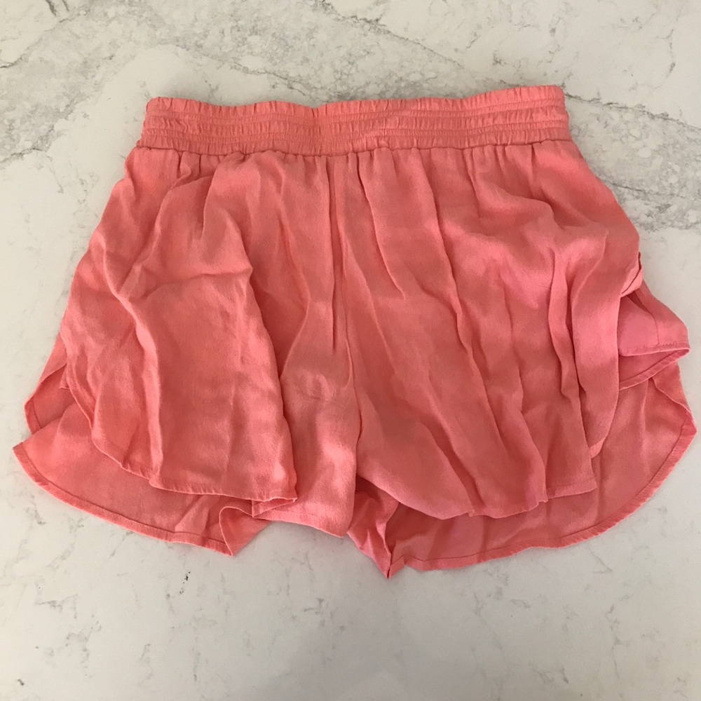 BB Dakota Crepe Shorts