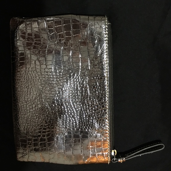 Little clutch with two pockets. - Picture 2 of 5