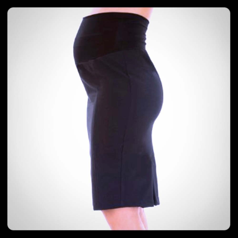H &M Maternity Skirt