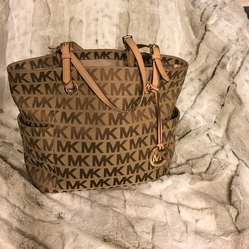 Authentic Michael Kors purse.