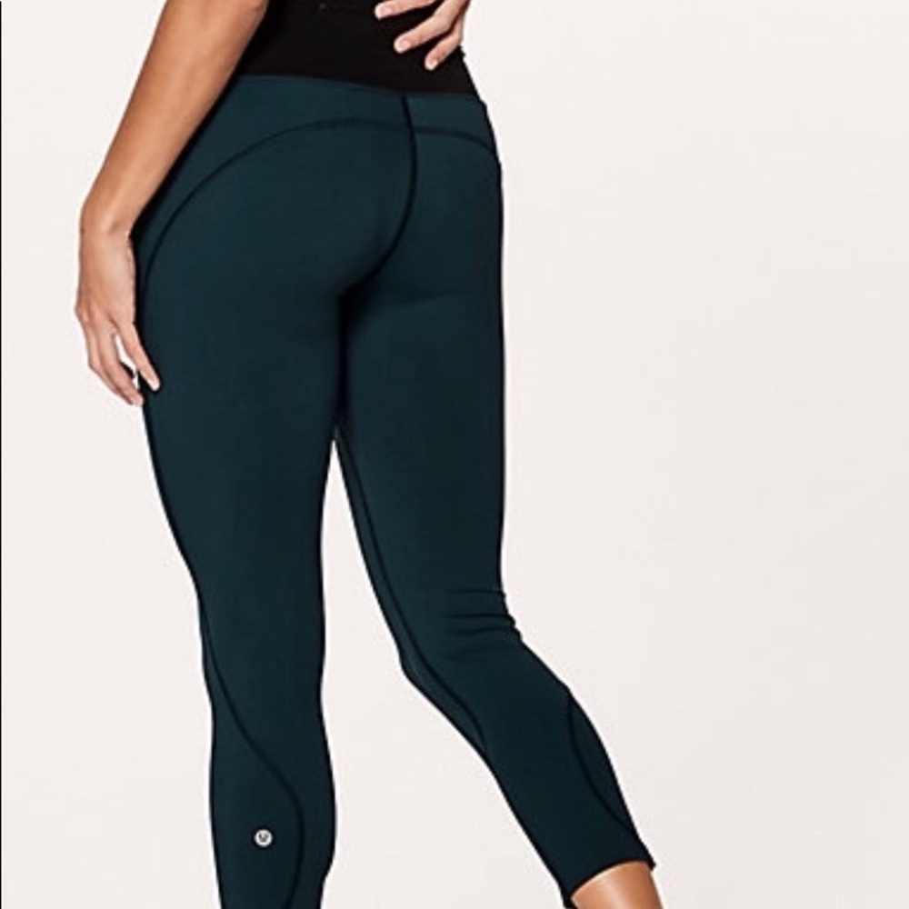 Lululemon Run the Day Crop size 12