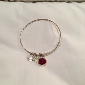 January birth stone bangle