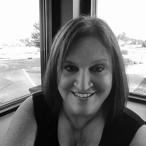 Meet your Posher, Paula