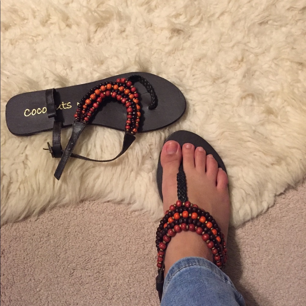 Thong sandals