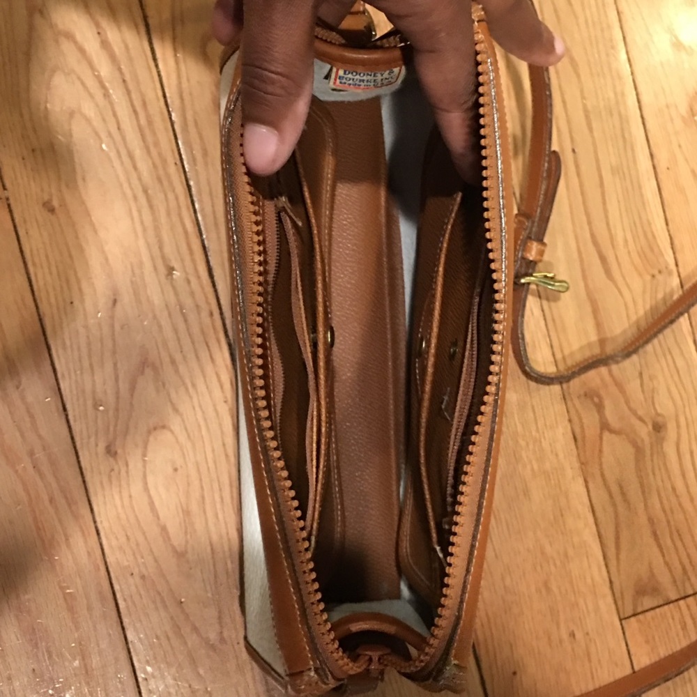 Vintage Dooney & Bourke - Picture 3 of 7