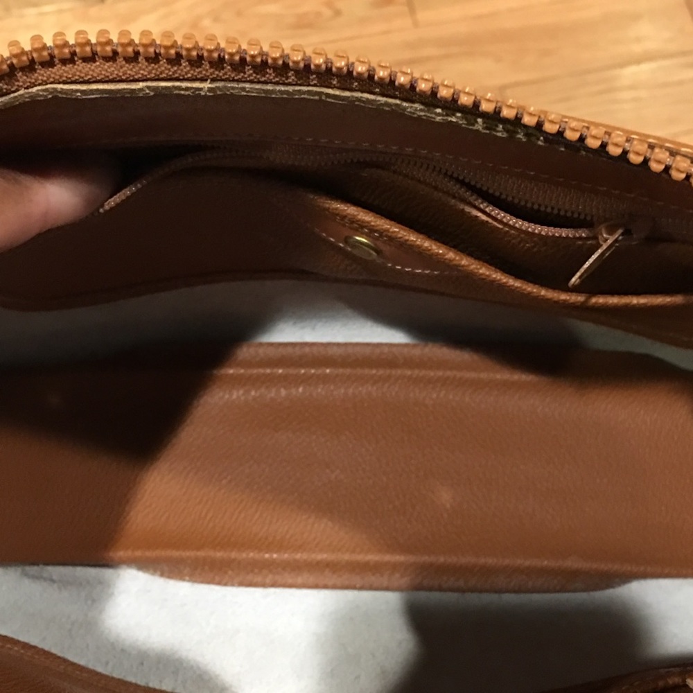 Vintage Dooney & Bourke - Picture 7 of 7