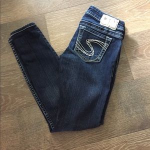 Dark wash silver skinny jean