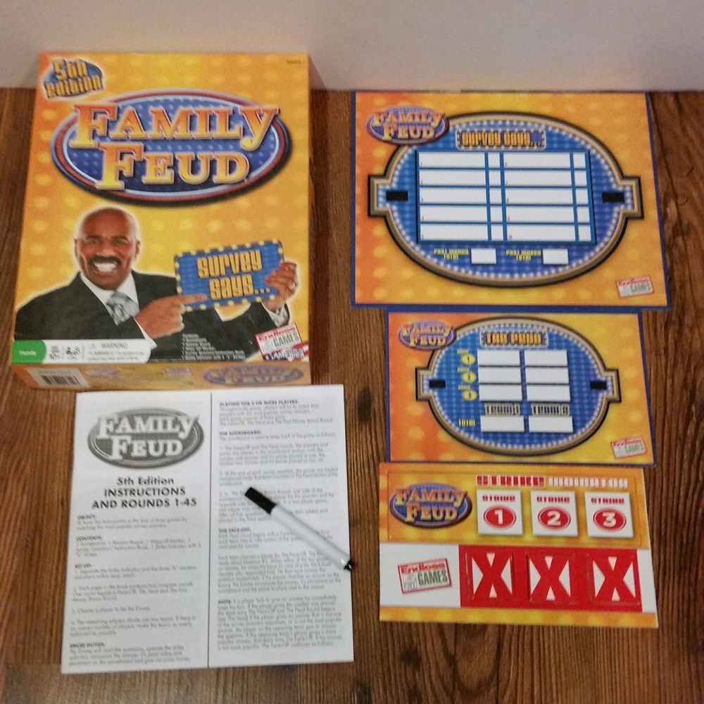 FAMILY FEUD Board Game