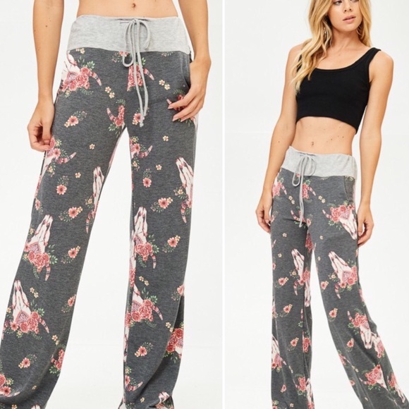 ❗️Last 1! SMALL bullhead lounge pants - Picture 2 of 2