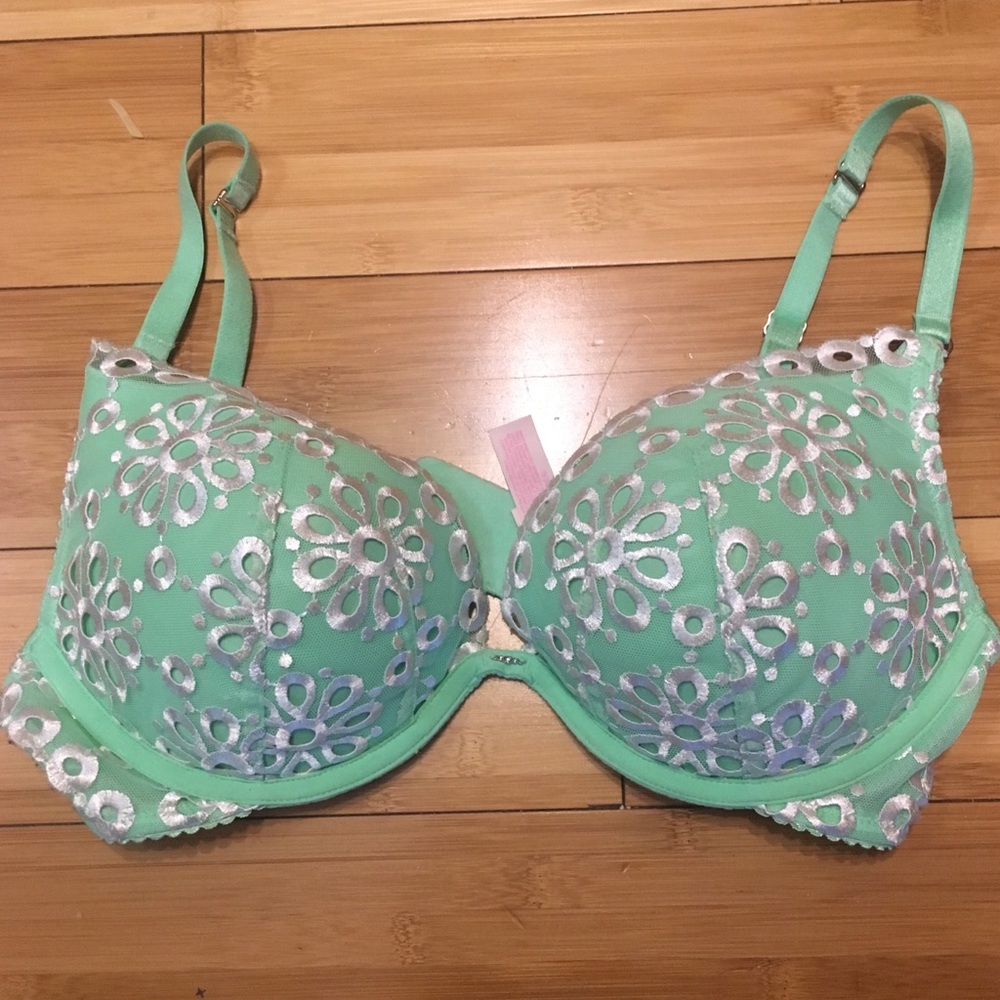 Victoria's Secret Push Up Bra