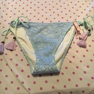 BNWT BATHING SUIT BOTTOM SZ L