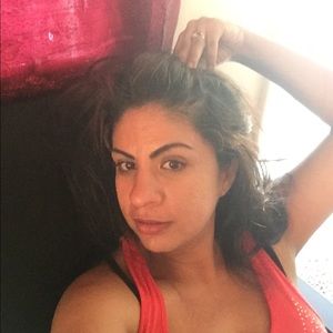 Meet your Posher, Lucia