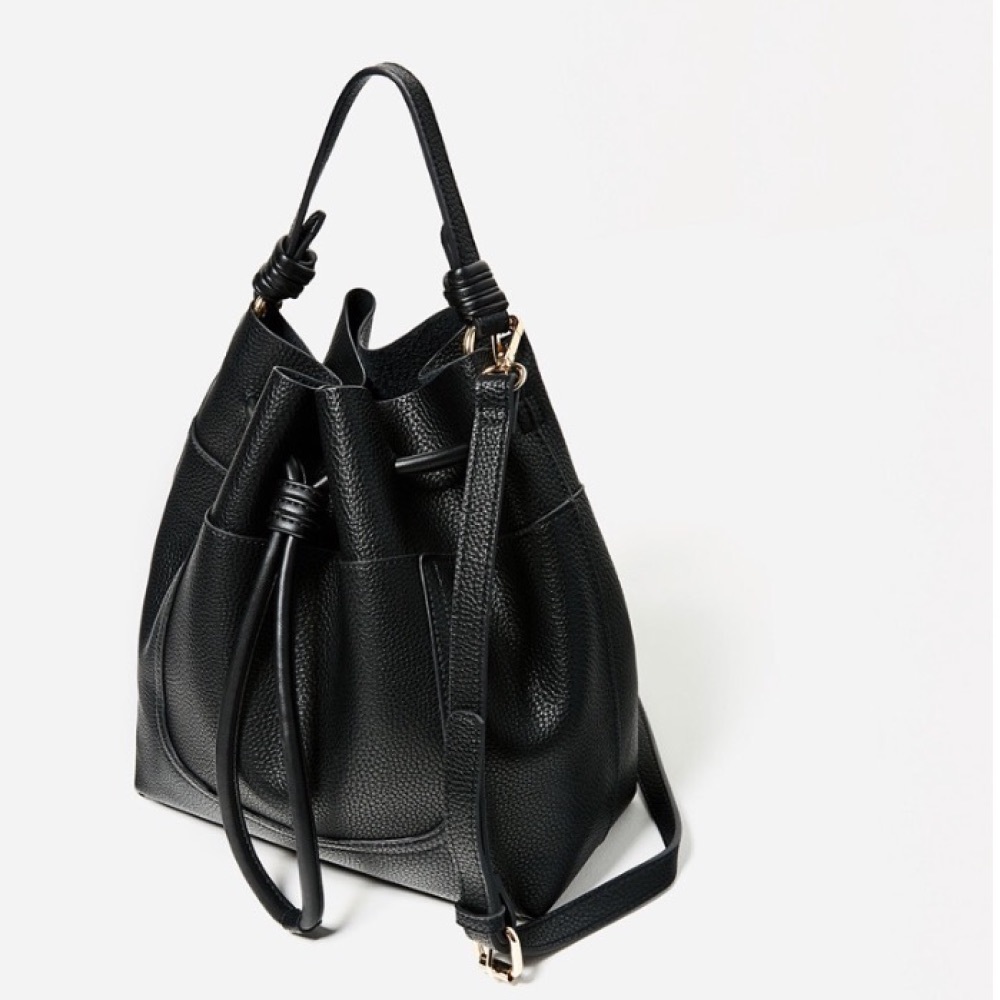 Chic Zara Black Bucket Bag!