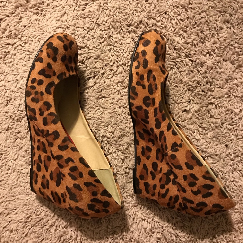 CL by Laundry Leopard Wedge Pump WMS 9.5