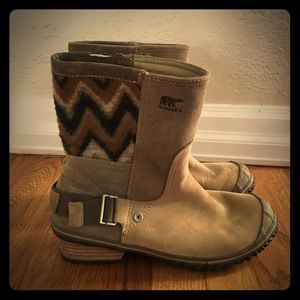 Sorel slimshortie booting