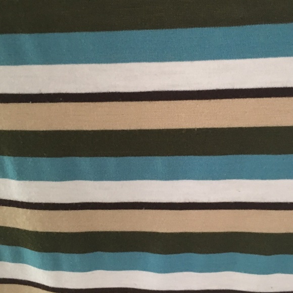 Body Central Striped V-Neck Short Sleeve Top - Picture 4 of 8