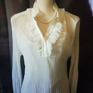 PLEADED LONG SLEEVE BLOUSE W/RUFFLE COLLAR