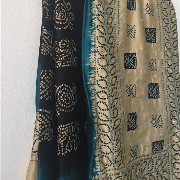 Bandhani print Indian Bollywood Sari - Picture 3 of 5