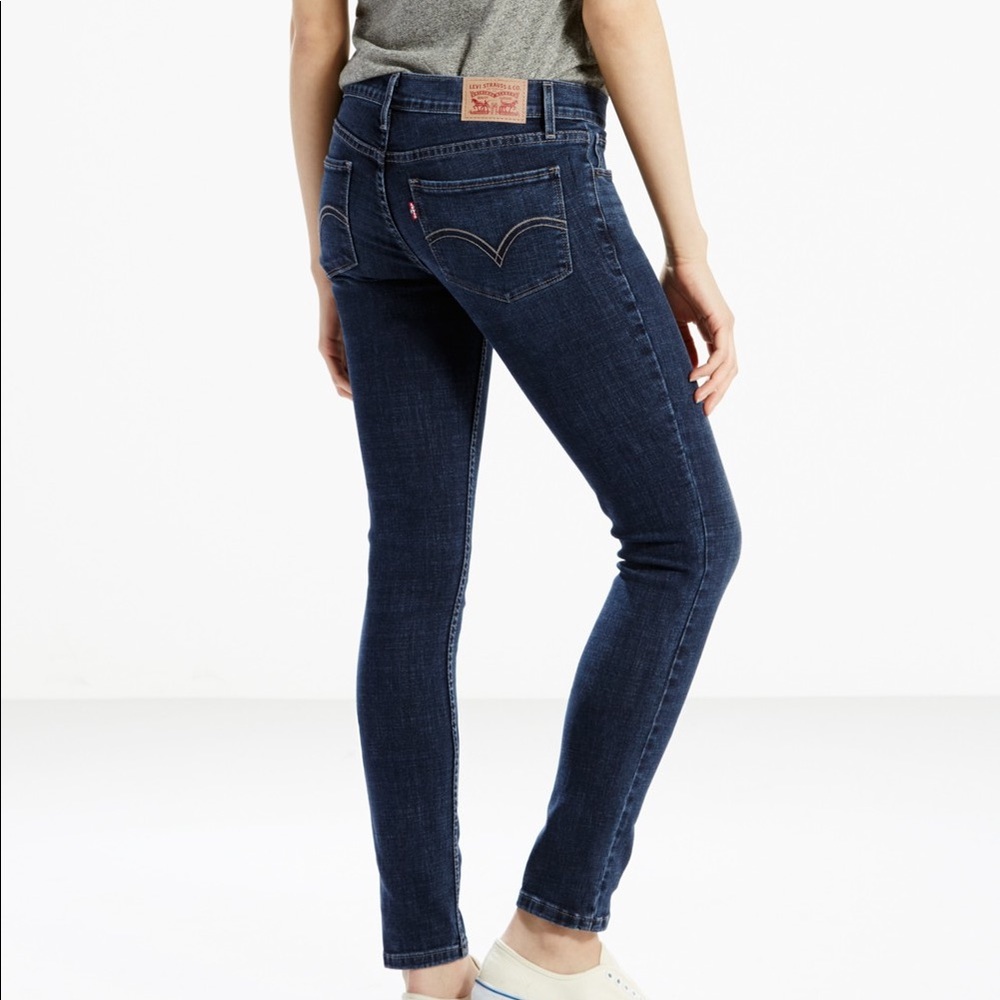 Super cute Levi's Jeans