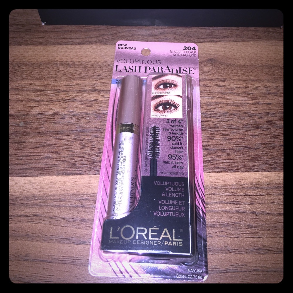 VoluminousL'Oréal lash paradise waterproof mascara