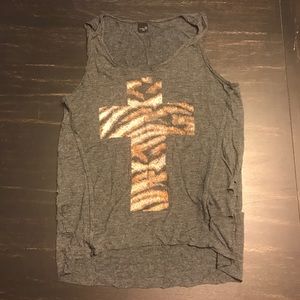 Destructed tank top
