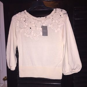 New Anthropologie Off-White Embroidered Sweater
