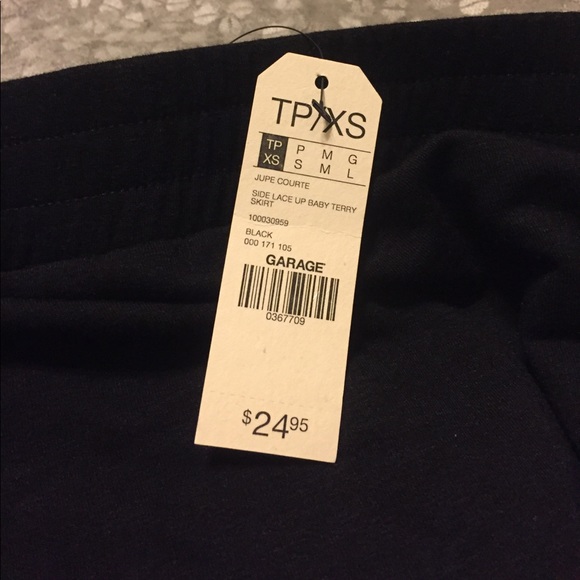 NWT Side tie skirt - Picture 4 of 4