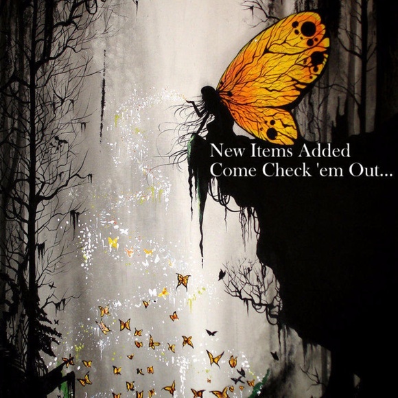 Check out my closet... - Picture 1 of 1