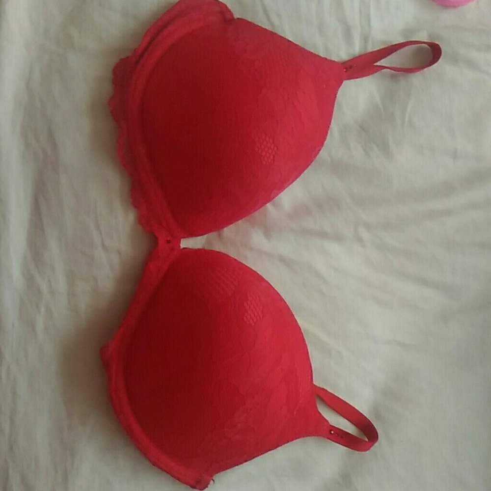Sexy red pushup Victoria's secret bar 36D