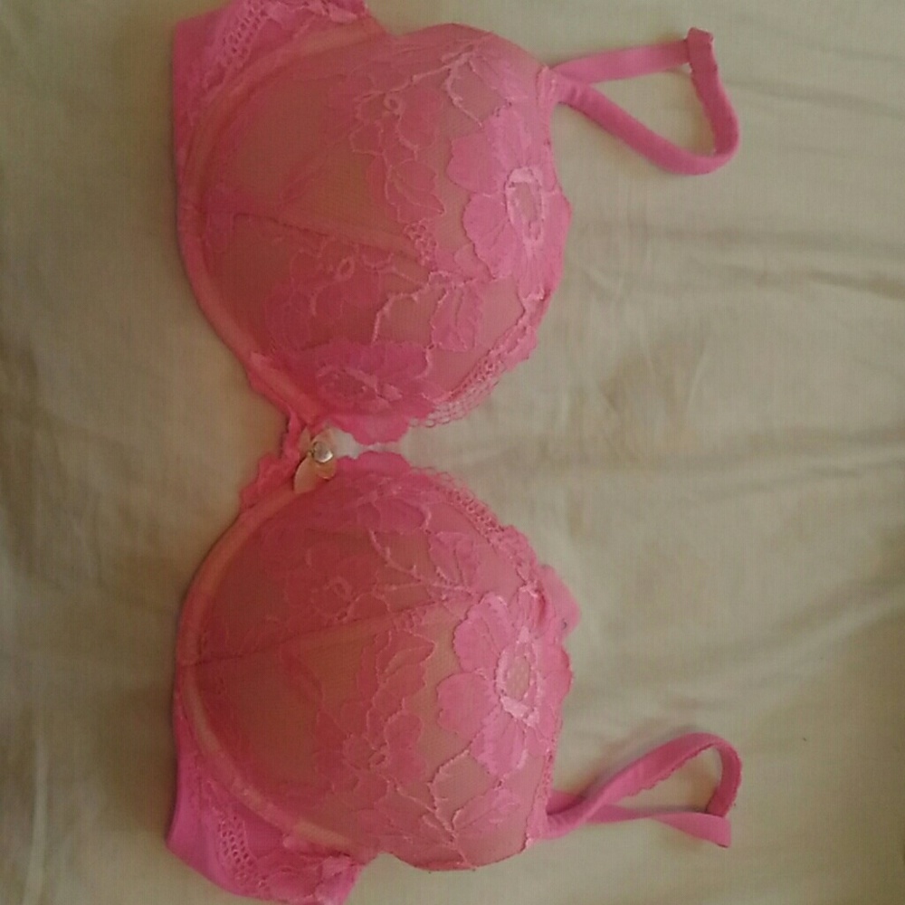 Pink lace sexy Victoria's secret bra 36D