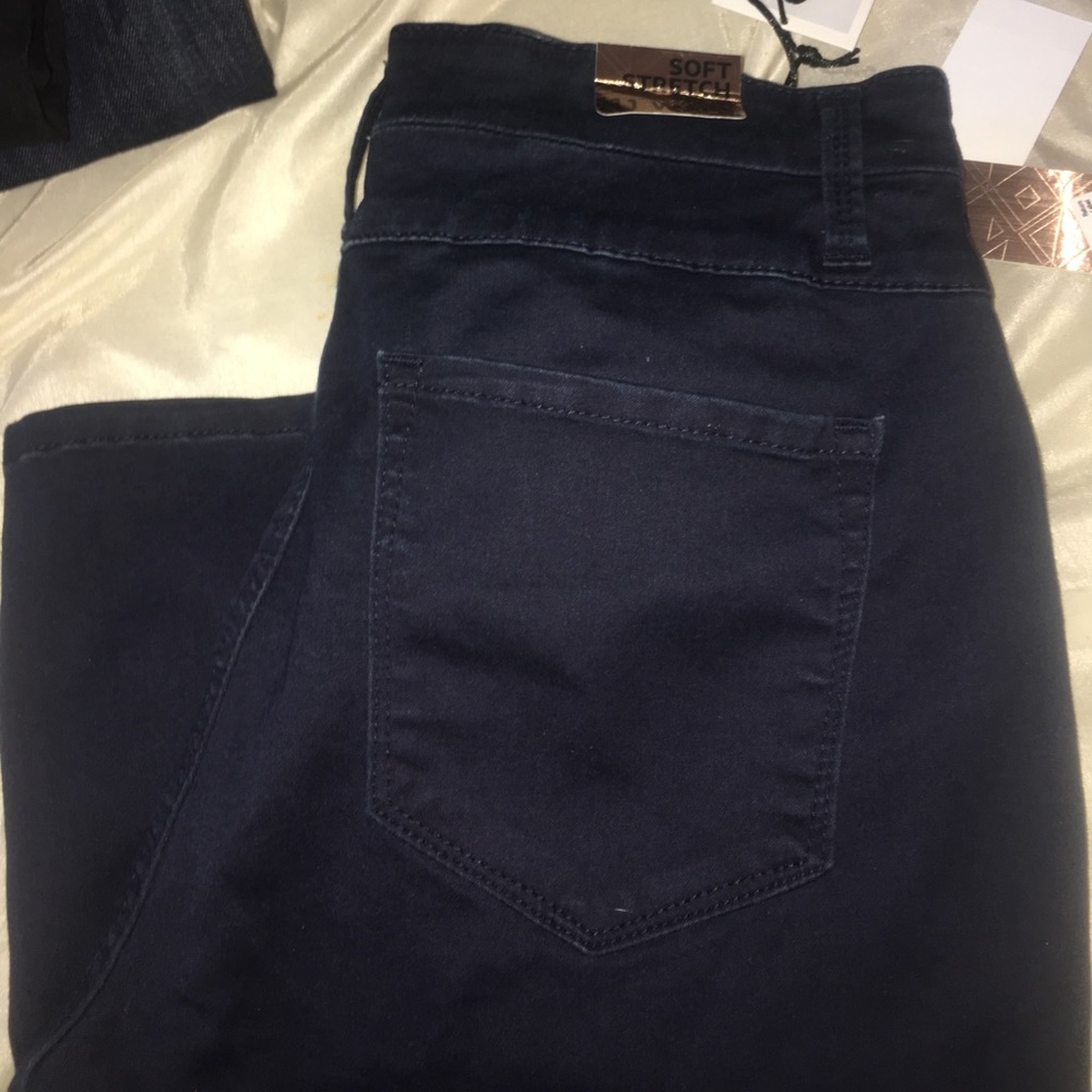 Blue skinny jeans