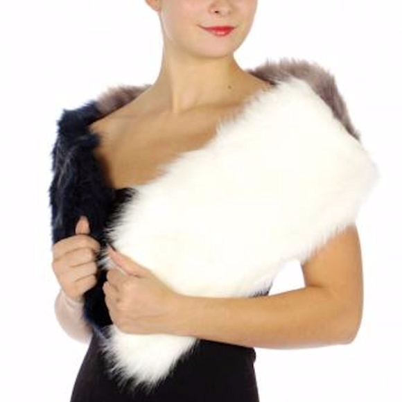 NEW COLOR BLOCK FAUX FUR SUPER SOFT SCARF - Picture 2 of 3