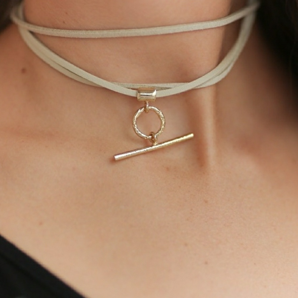 HOT CHOKER 🔥‼️