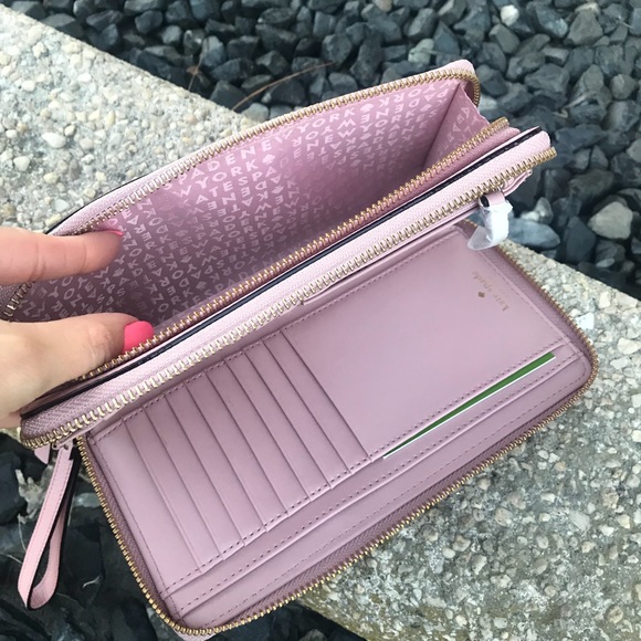 1 hour sale🎉Kate Spade “Anita” clutch/wristlet - Picture 5 of 8