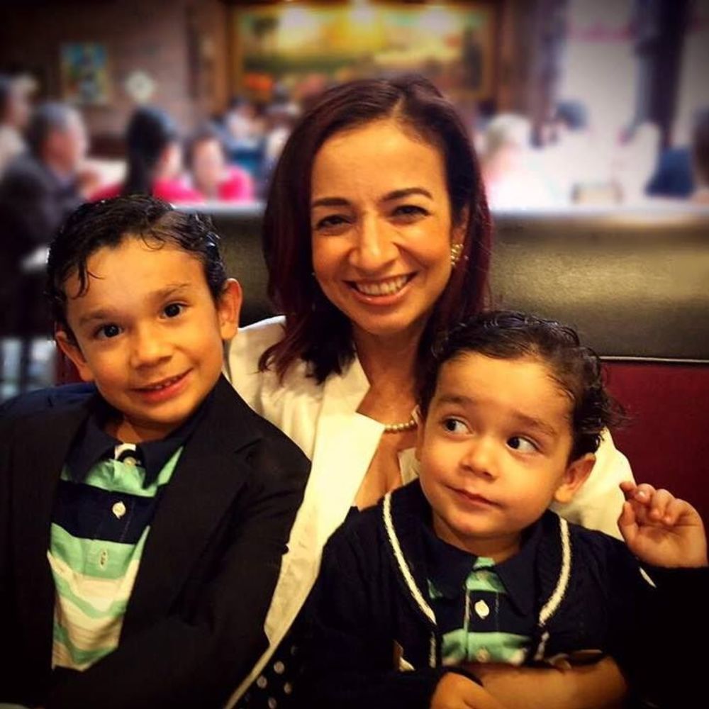 Meet your Posher, Yvette