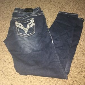 Vigoss “The Chelsea” Skinny Jeans. 31 length.