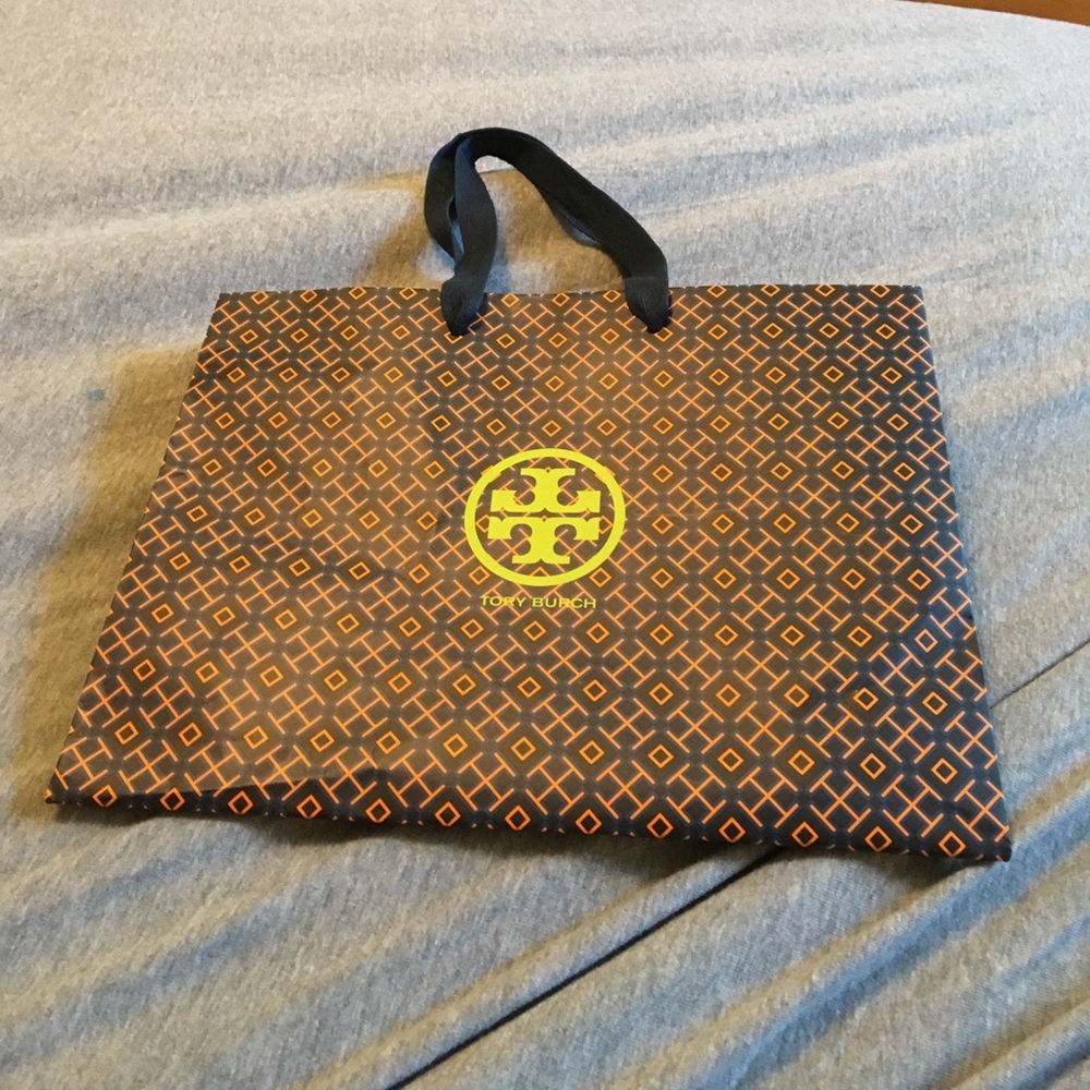 Tory butch paper bag