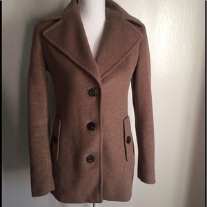 Chic Calvin Klein Coat in Camel