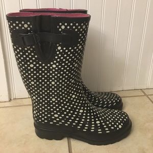 Adorbs black & white polka dot rain boots