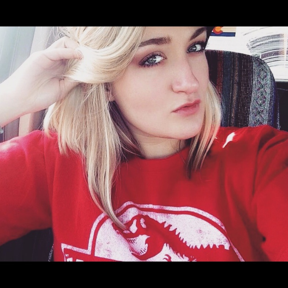 Meet your Posher, Sydni