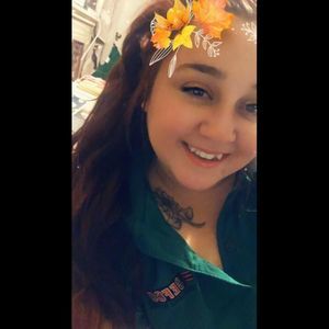 Meet your Posher, Brooke