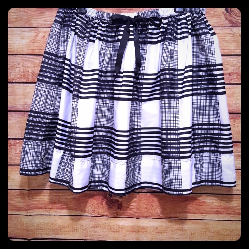 Joe Fresh Black & White Skirt