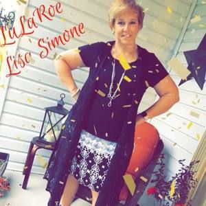 Meet your Posher, Lisa